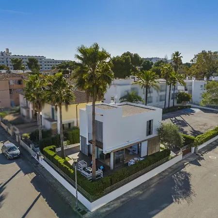 Salines House Villa *