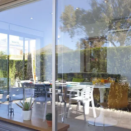 Salines House